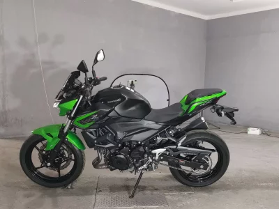 Kawasaki Z400