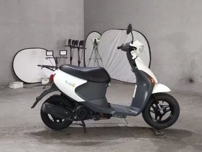 Suzuki LET S4