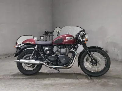Triumph TRIUMPH T100 BONNEVILLE
