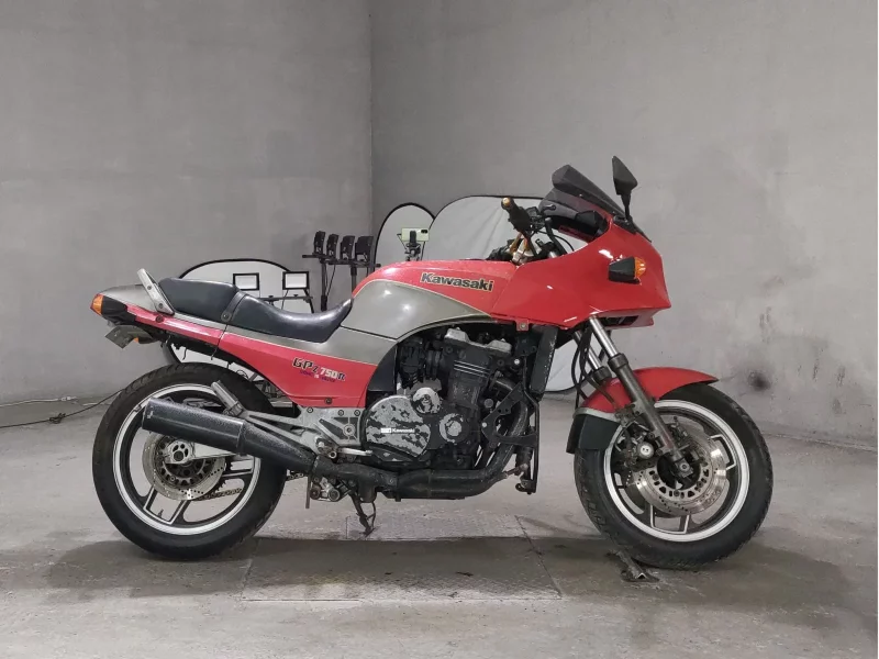 Kawasaki GPZ750R