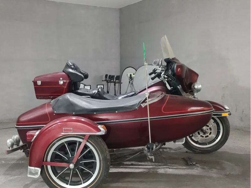 Harley-Davidson HARLEY FLHTC1340 SIDE-CAR