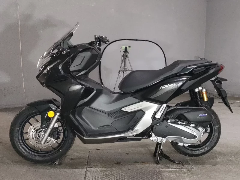 Honda ADV160