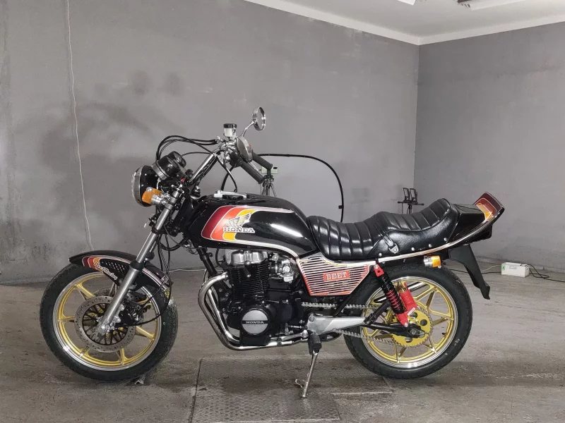 Honda CB400