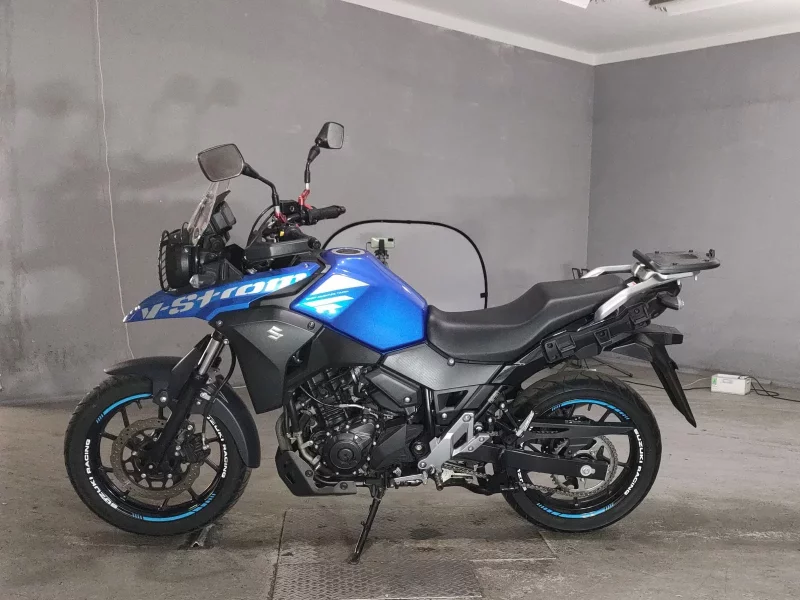 Suzuki V STROM 250