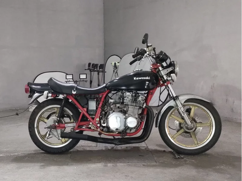 Kawasaki Z900