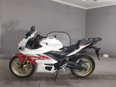 Yamaha YZF-R25  с аукциона в Японии