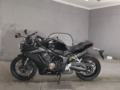 Honda CBR650R лот № 7369 оценка 5  с аукциона в Японии 2