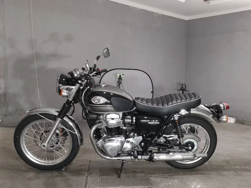 Kawasaki W800