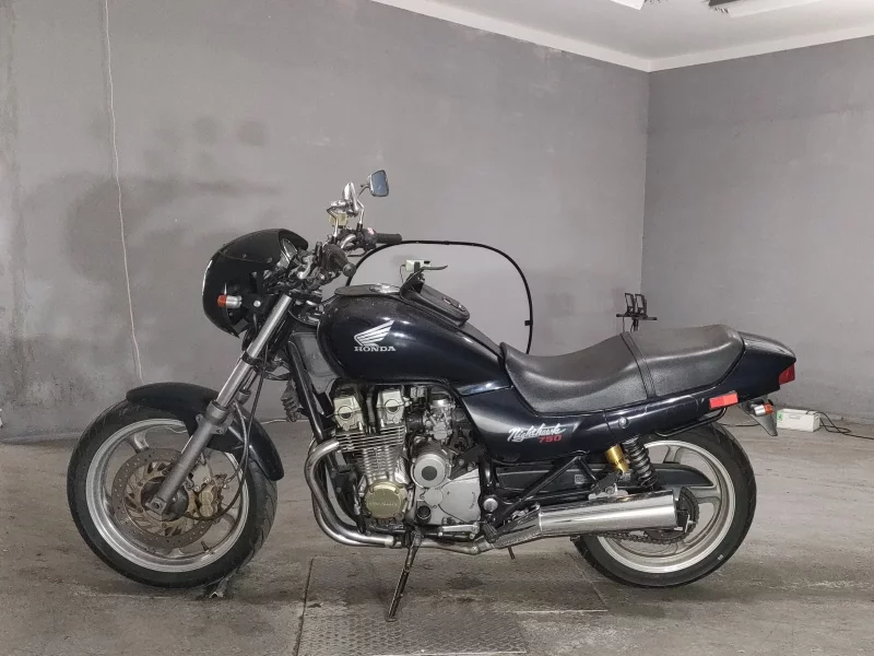 Honda NIGHTHAWK 750
