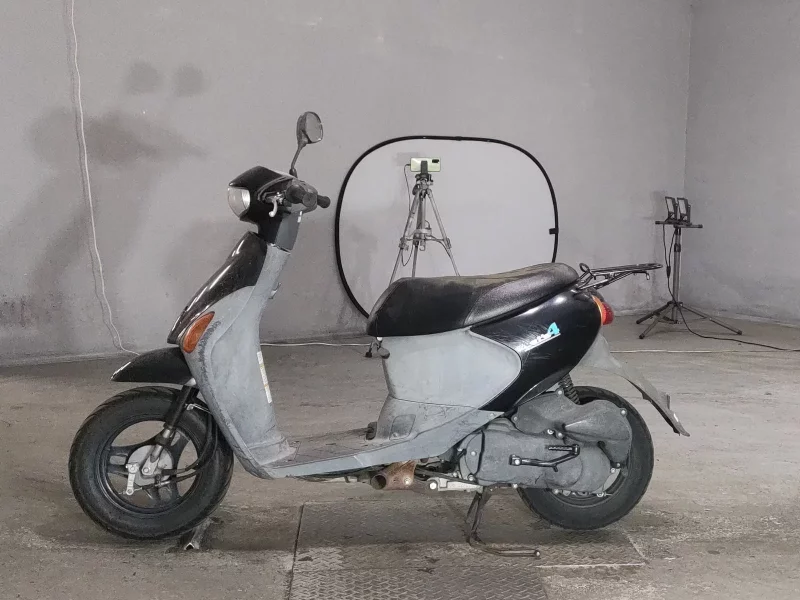 Suzuki LET S4