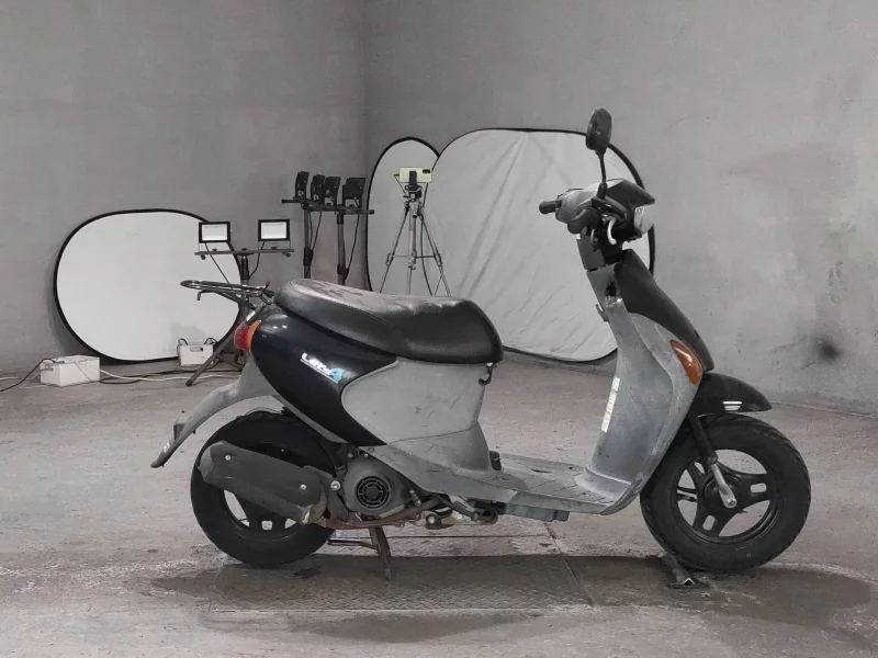 Suzuki LET S4