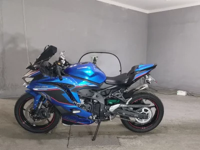 Kawasaki NINJA ZX-4R SE  с аукциона в Японии