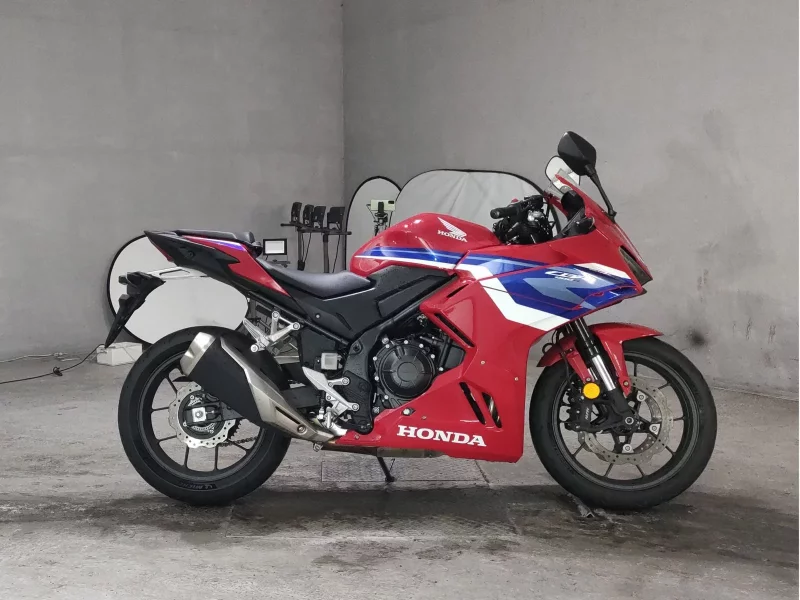 Honda CBR400R лот № 8439 оценка 4.5  с аукциона в Японии