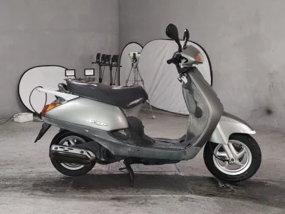 Honda LEAD 100