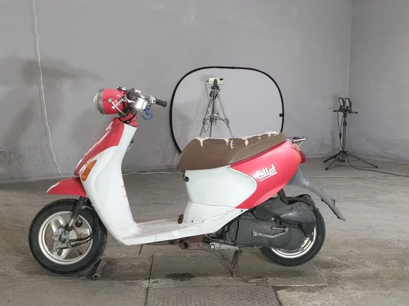 Suzuki LET S4