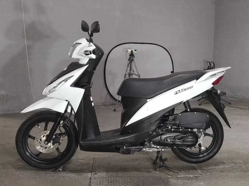 Suzuki ADDRESS V110
