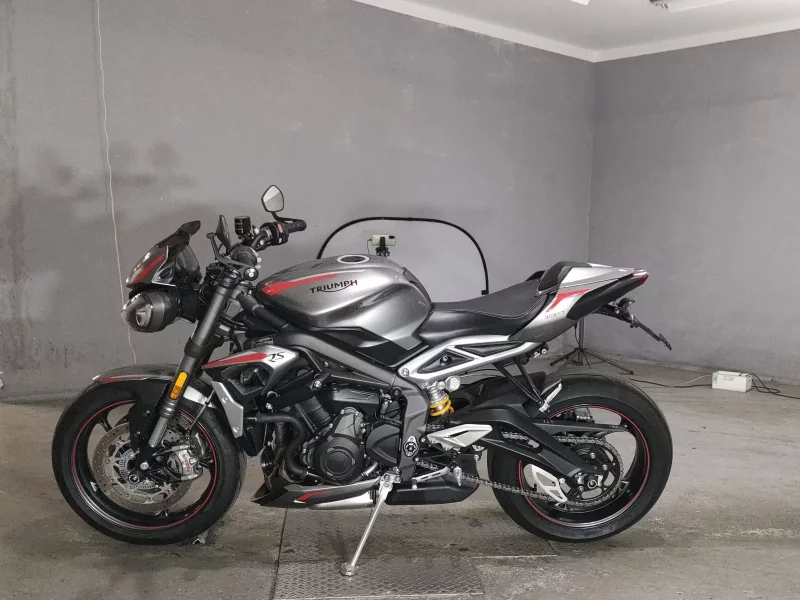 Triumph TRIUMPH STREET TRIPLE RS