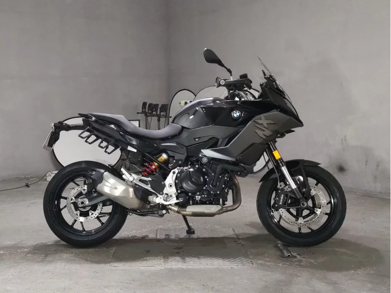 BMW BMW F900XR