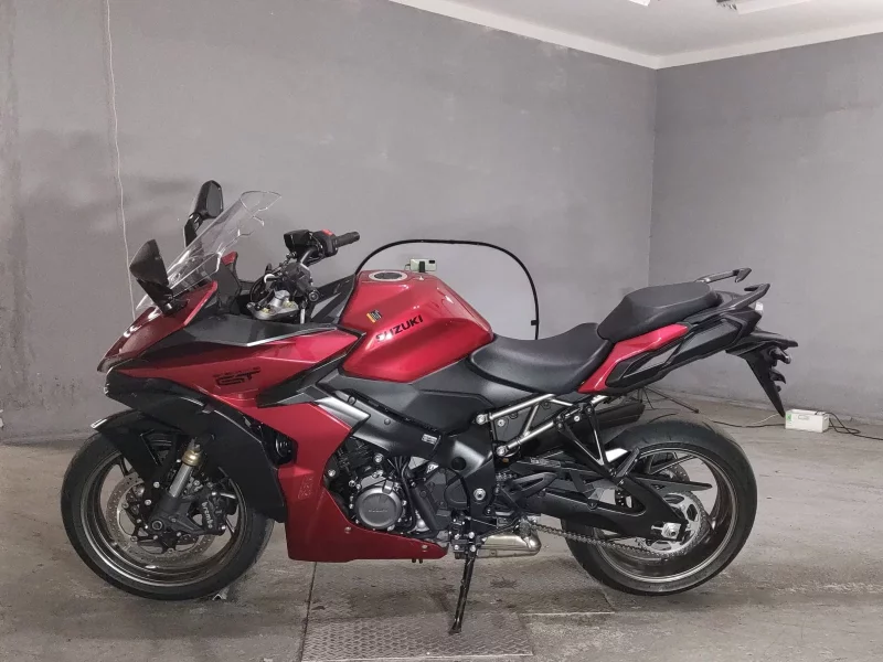 Suzuki GSX-S1000GT