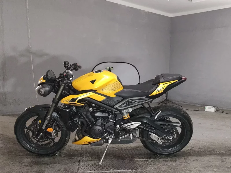 Triumph TRIUMPH STREET TRIPLE RS