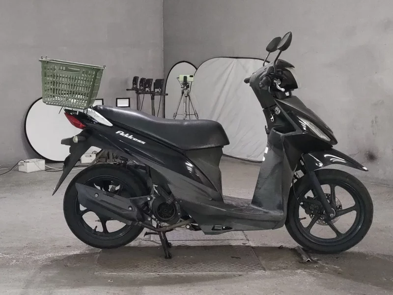 Suzuki ADDRESS V110