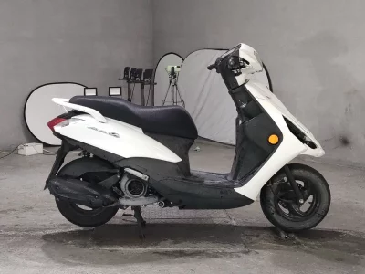 Yamaha AXIS Z