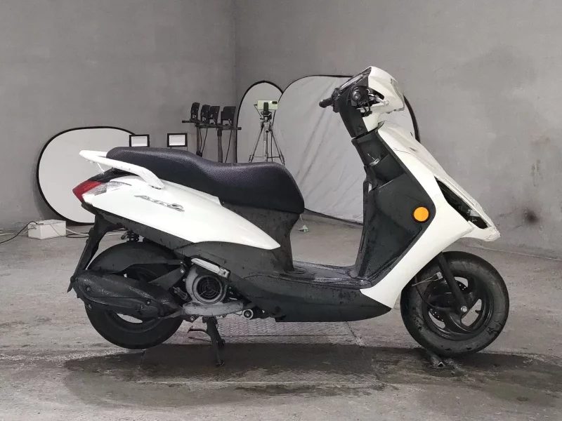 Yamaha AXIS Z
