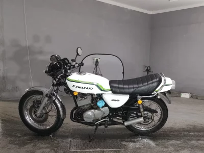 Kawasaki KH400