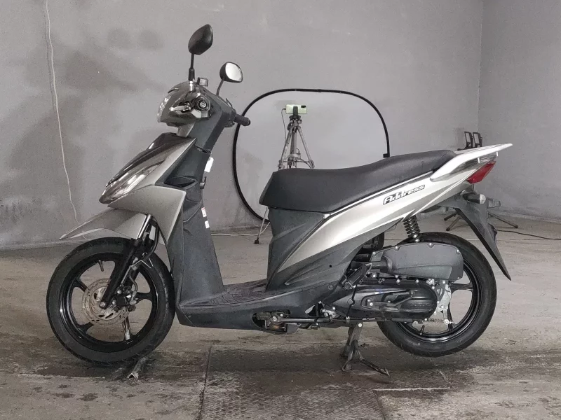 Suzuki ADDRESS V110