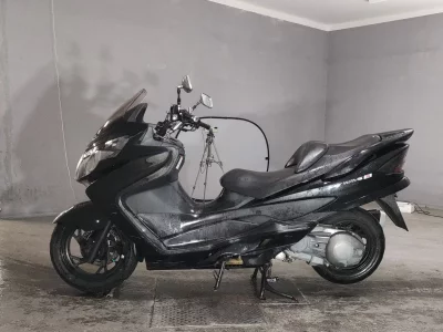 Suzuki SKYWAVE 250S