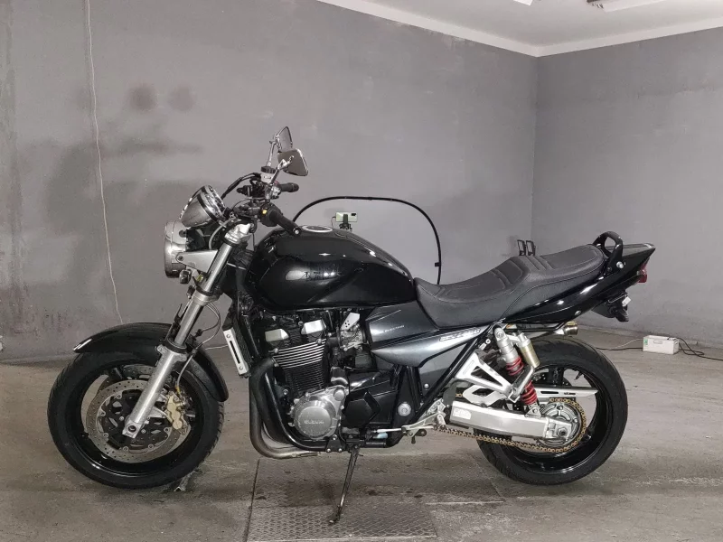 Suzuki GSX1400