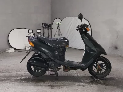 Suzuki LET S2