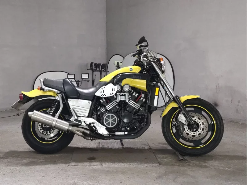 Yamaha V-MAX