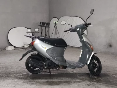Suzuki LET S4