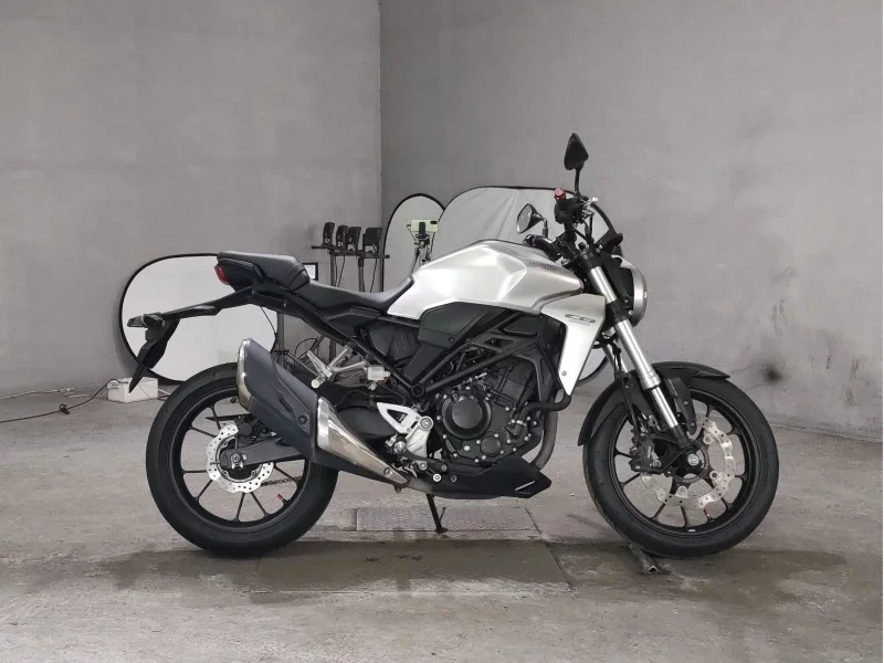 Honda CB250R лот № 7530 оценка 4  с аукциона в Японии