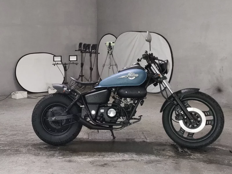 Honda MAGNA 50