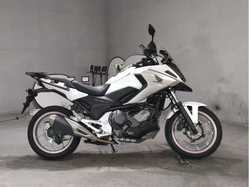 Honda NC750X DCT лот № 7559 оценка 4  с аукциона в Японии