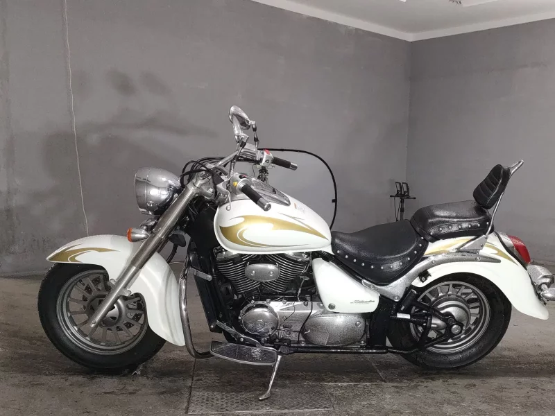 Suzuki INTRUDER 400 CLASSIC