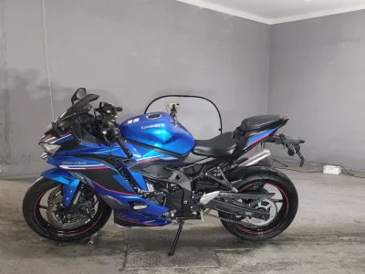 Kawasaki NINJA ZX-4R SE  с аукциона в Японии