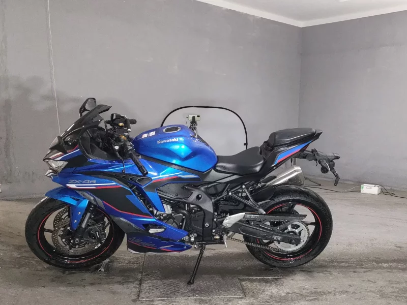 Kawasaki NINJA ZX-4R SE