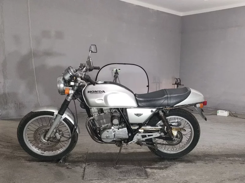 Honda GB250 CLUBMAN 1