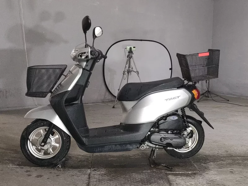 Honda TACT BASIC