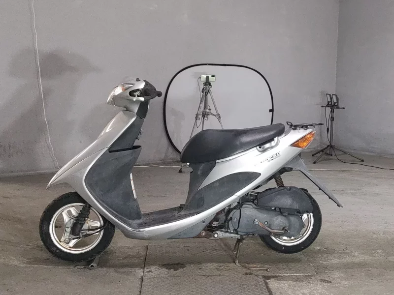 Suzuki ADDRESS V50