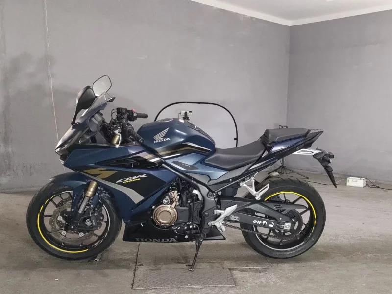 Honda CBR400R