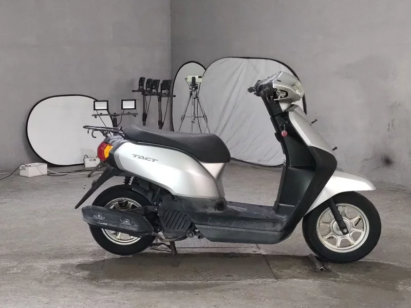 Honda TACT BASIC