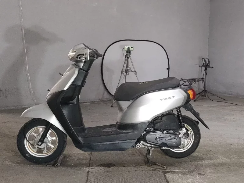 Honda TACT BASIC