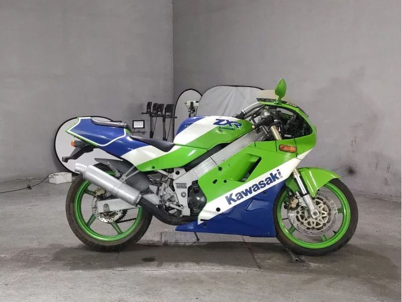 Kawasaki ZXR250