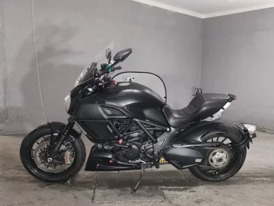 Ducati DUCATI DIAVEL DARK