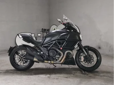 Ducati DUCATI DIAVEL DARK