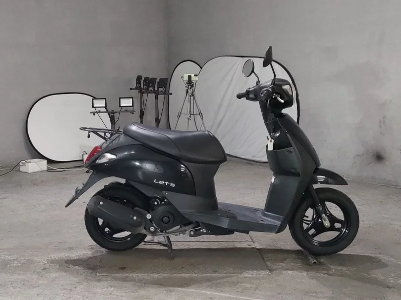 Suzuki LET S